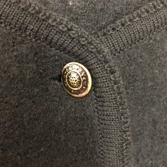 Vintage- TALLY-HO 100% Wool Black Button Up Cardigan w/ Gold Buttons Size Medium - Picture 4 of 4